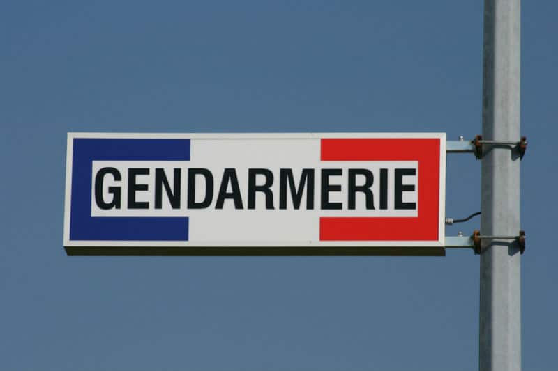 Panneau Gendarmerie